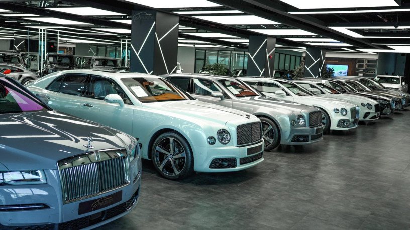 luxury-car-dealers-in-the-uae-big-0