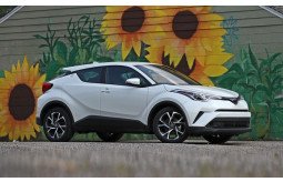 toyota-chr-2019-small-0