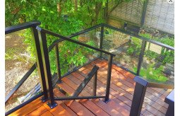 find-our-unique-glass-balustrade-systems-for-enhanced-visibility-in-rooms-small-0