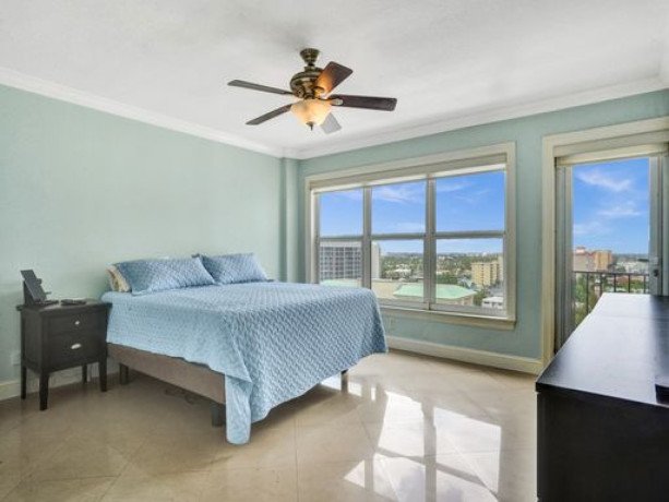 stunning-beachfront-2-bedroom-2-bath-condo-with-breathtaking-views-big-4
