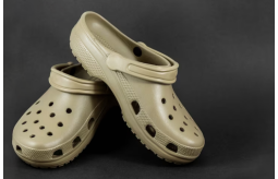 crocs-unisex-adult-classic-clogs-unisex-crocs-classic-clog-shoes-small-0