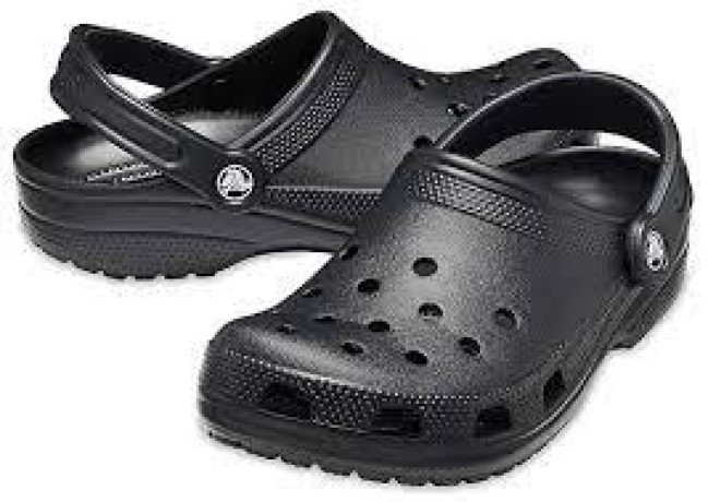 crocs-unisex-adult-classic-clogs-big-0