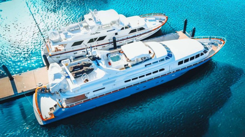 book-caribbean-crewed-yacht-charter-online-caribbeanyachtcharter-big-0