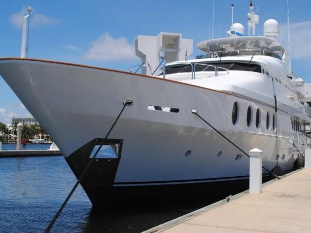bvi-yacht-charter-sailing-vacations-dream-yacht-worldwide-caribbeanyachtcharter-big-0