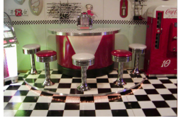 find-real-metal-banding-with-a-chrome-column-base-with-our-diner-tables-and-chairs-small-0