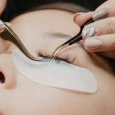 eyelash-extension-services-in-georgetown-texas-big-0