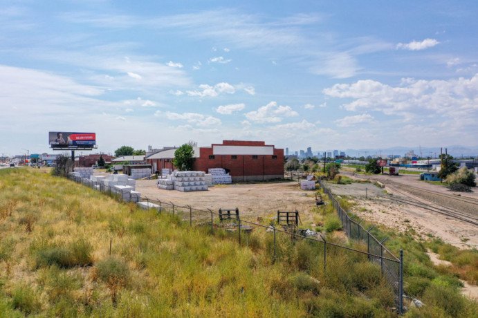 tag-industrial-specializing-in-acquisition-real-estate-in-denver-big-0