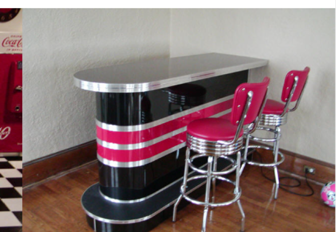 get-our-custom-home-bars-designs-in-retro-and-ultramodern-designs-big-0
